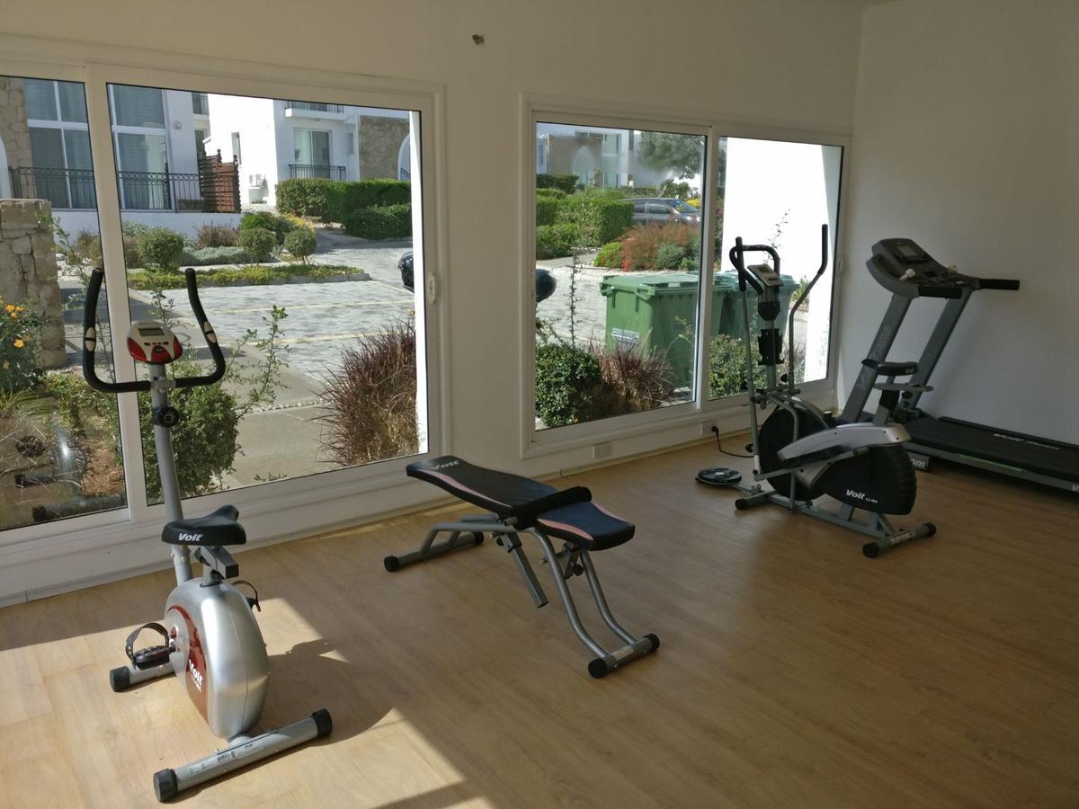 Seaview Selvi Village Apt Vasilia Eksteriør billede