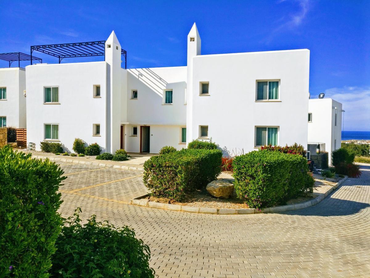 Seaview Selvi Village Apt Vasilia Eksteriør billede