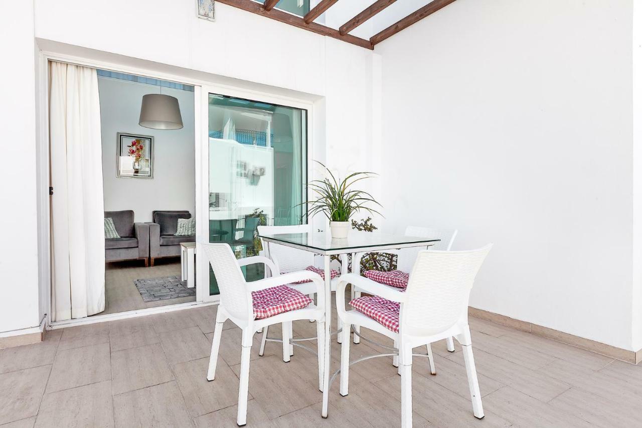 Seaview Selvi Village Apt Vasilia Eksteriør billede